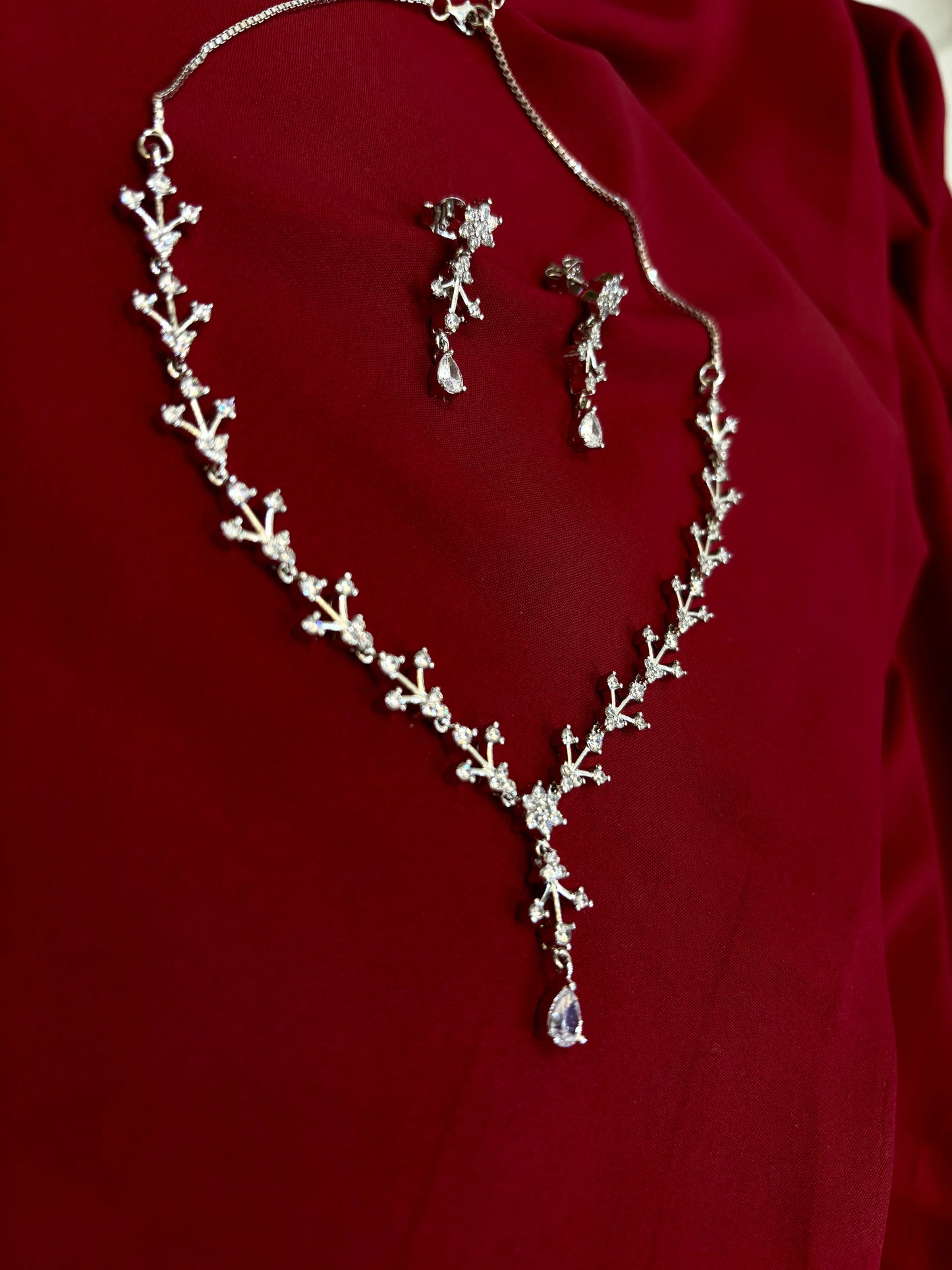 Crystal Leaf Necklace Set - Eraya Jewellery
