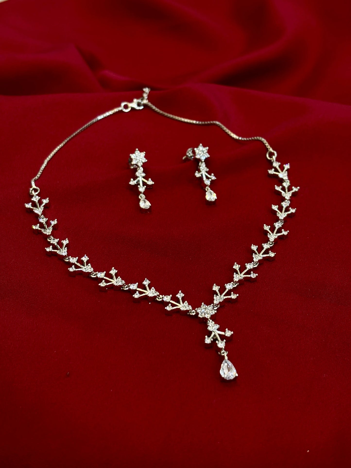 Crystal Leaf Necklace Set - Eraya Jewellery