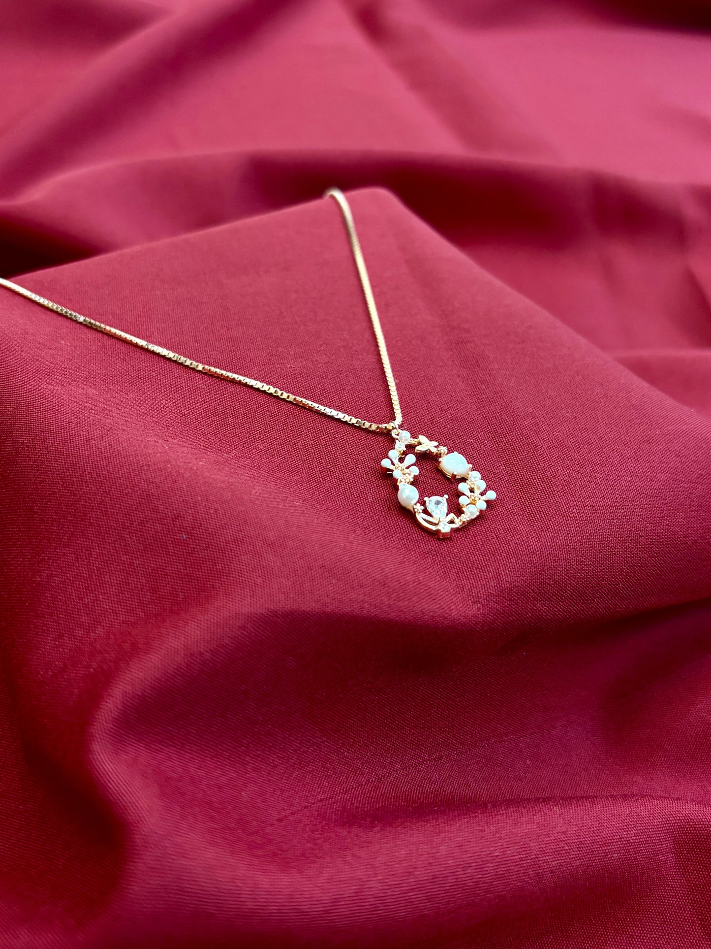 Floral Wreath Rose-Gold Pendant - Eraya Jewellery